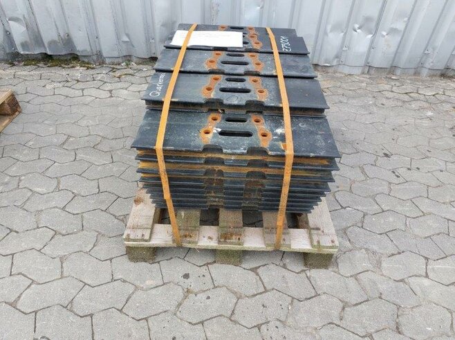 Hitachi Bodenplatten 600mm Dreisteg