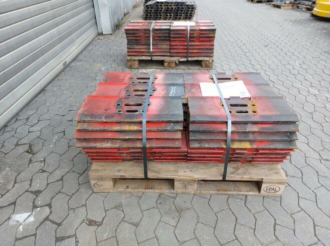 Hitachi Bodenplatten 600mm Dreisteg