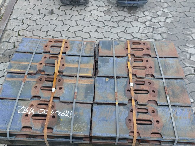Hitachi Bodenplatten 600mm Dreisteg