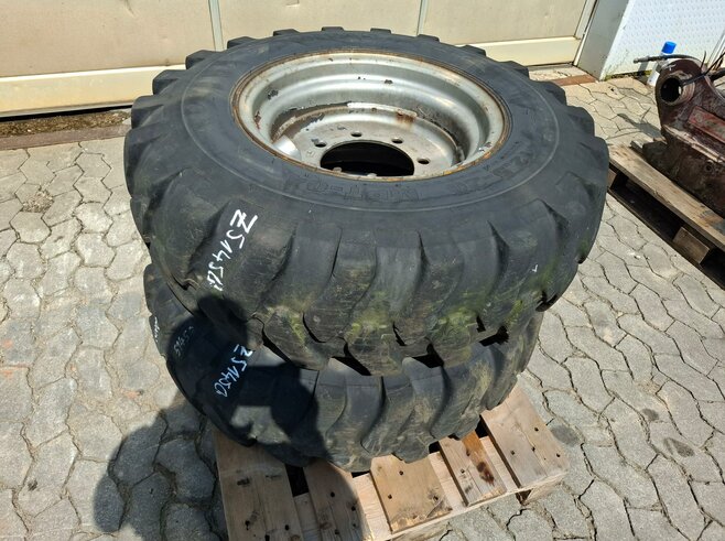 Mitas Reifen mit Felge 12.5-20
