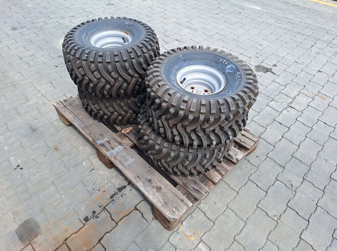 Giant Radlader Komplettradsatz, 22x11-8 All Ground