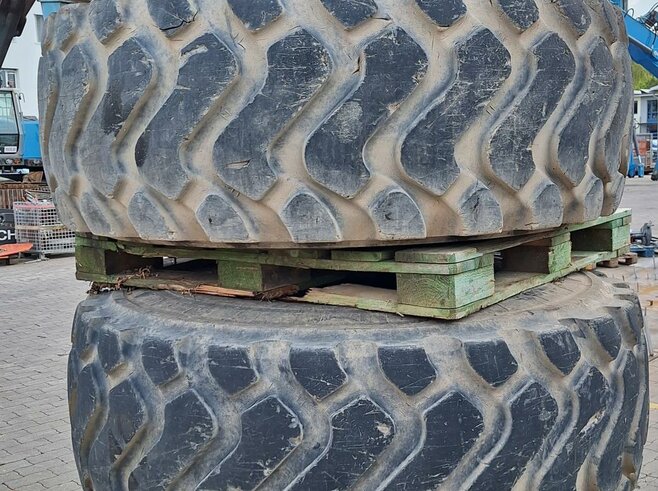 Michelin, Reifensatz auf Felgen (4Stück)