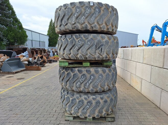 Michelin, Reifensatz auf Felgen (4Stück)