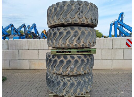 Michelin, Reifensatz auf Felgen (4Stück)
