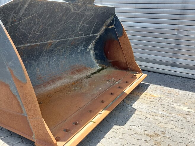 LRT Hitachi Universalschaufel HD 2700mm