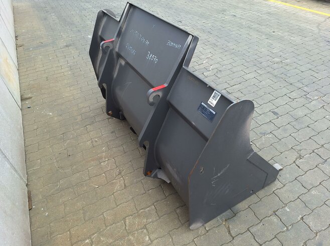 Hitachi Erdbauschaufel 1850 mm