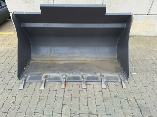 Hitachi Erdbauschaufel 1850 mm