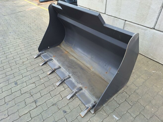 Hitachi Erdbauschaufel 1850 mm