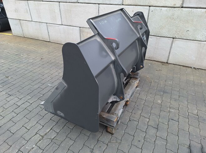Hitachi Erdbauschaufel 1850 mm