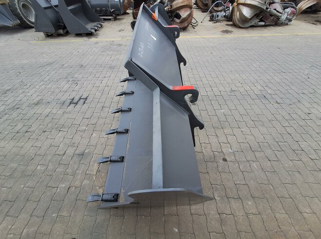 Hitachi Erdbauschaufel 1850mm