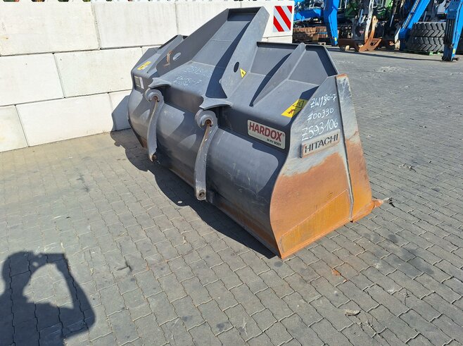 Hitachi  Erdbauschaufel 2700 mm