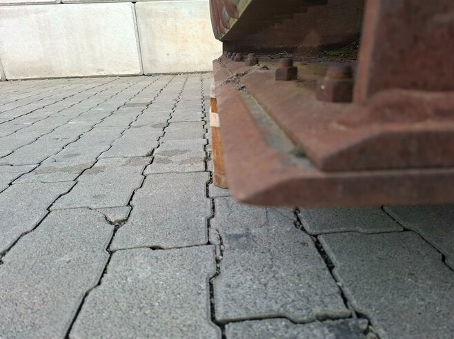 LRT Niederhalterschaufel 1850 mm