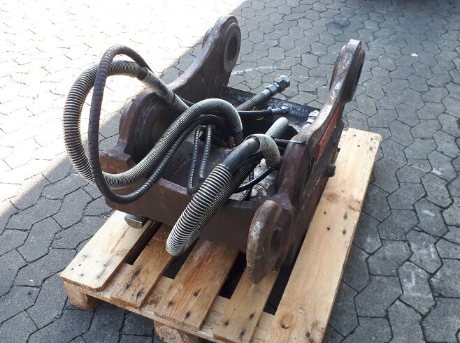 OilQuick Vollhydr. Schnellwechsler OQ80