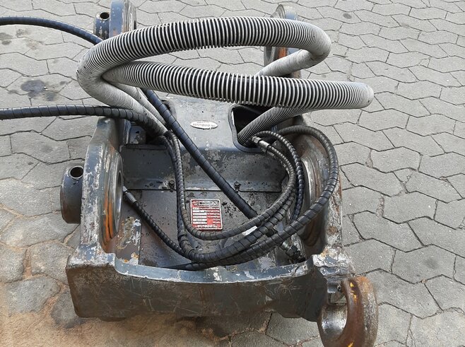 OilQuick Vollhydr. Schnellwechsler OQ80