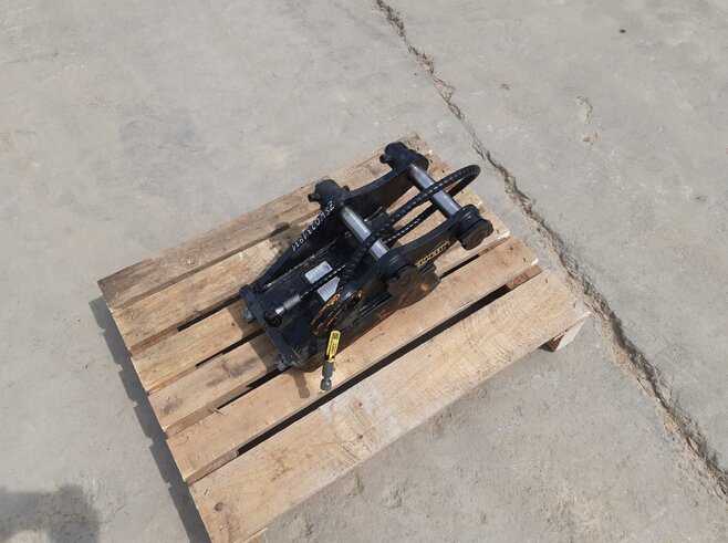 ZFE hydr. Schnellwechsler HS03