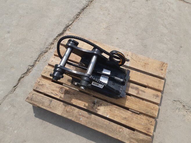 ZFE hydr. Schnellwechsler HS03