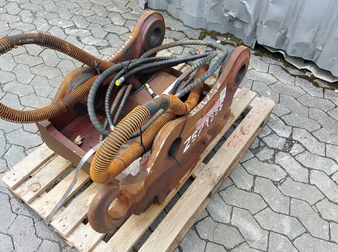 OilQuick Vollhydraulischer Schnellwechsler OQ70-55, Hitachi ZX250-ZX300
