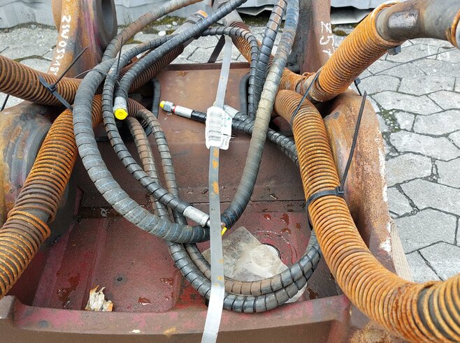 OilQuick Vollhydraulischer Schnellwechsler OQ70-55, Hitachi ZX250-ZX300