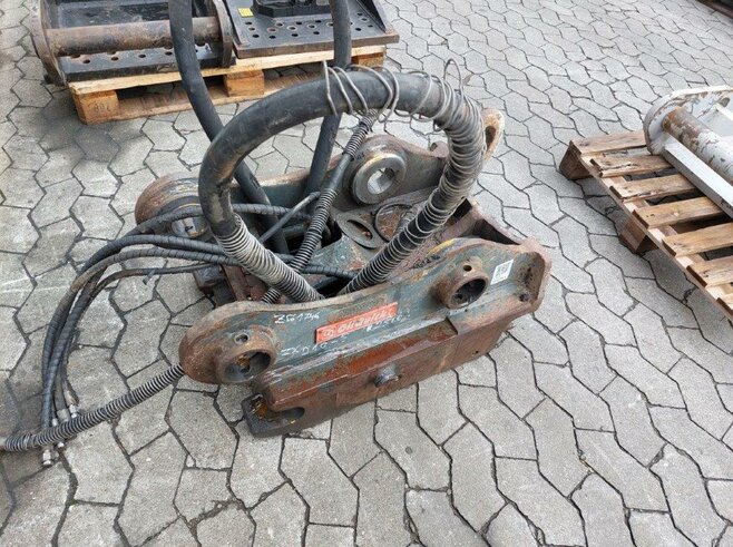 OilQuick Vollhydr. Schnellwechsler OQ70-55