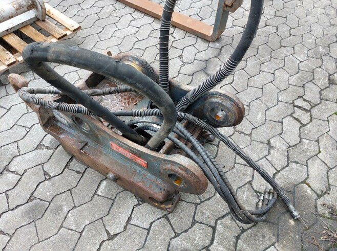 OilQuick Vollhydr. Schnellwechsler OQ70-55