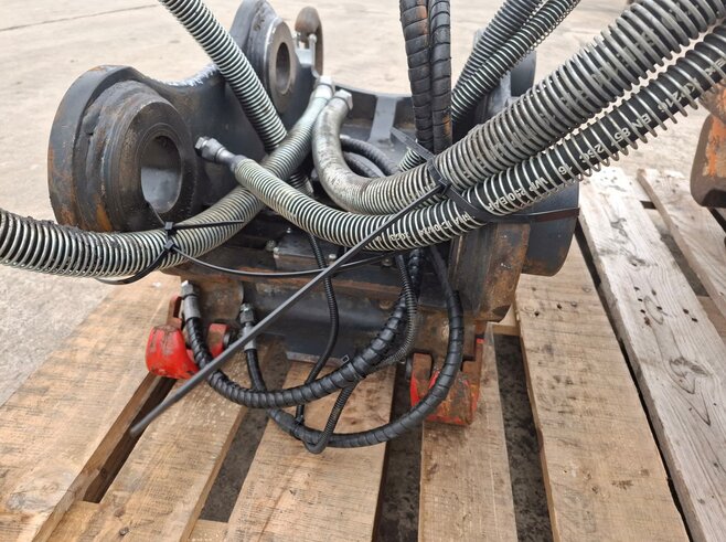 OilQuick VOllhydr. Schnellwechsler OQ65