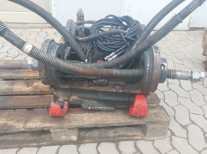 OilQuick Vollhydraulischer Schnellwechsler OQ70-55