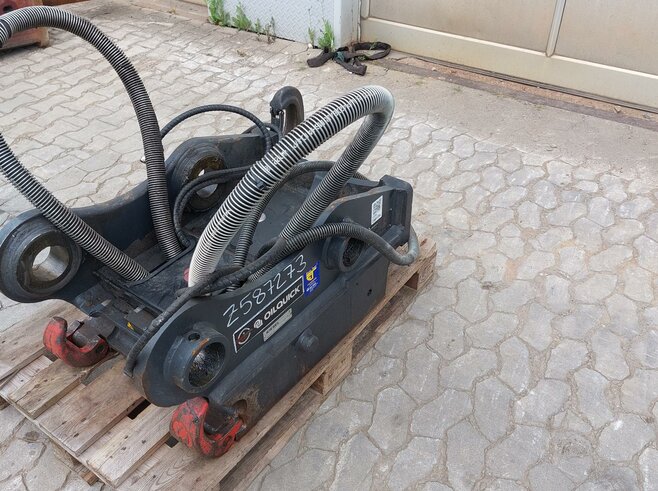OilQuick Vollhydr. Schnellwechsler OQ80