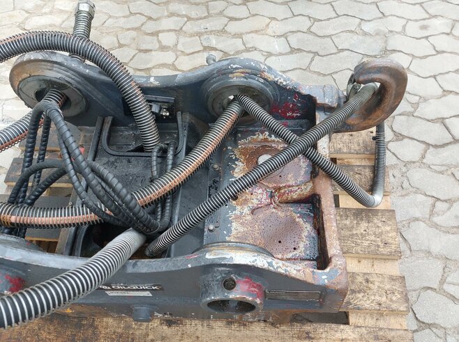 OilQuick Vollhydr. Schnellwechsler OQ70-55