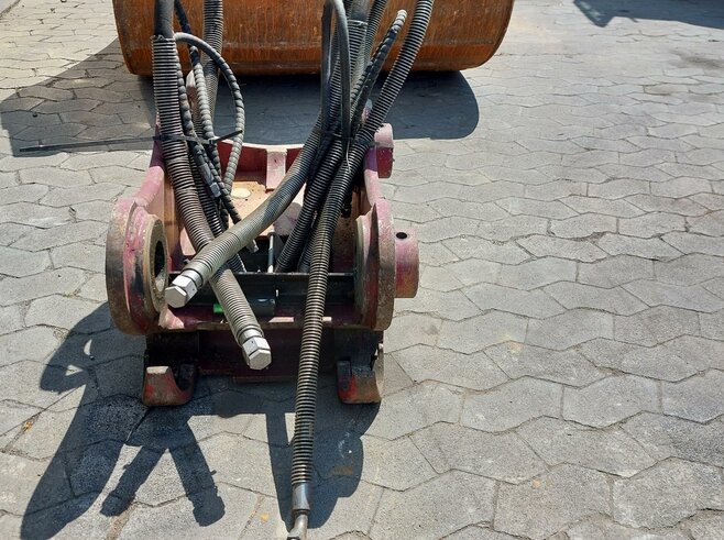 OilQuick Vollhydr. Schnellwechsler OQ65