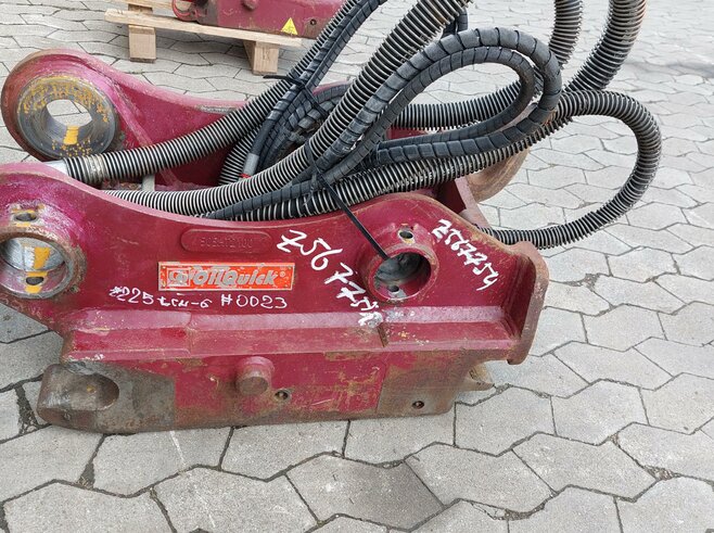 OilQuick Vollhydr. Schnellwechsler OQ70-55