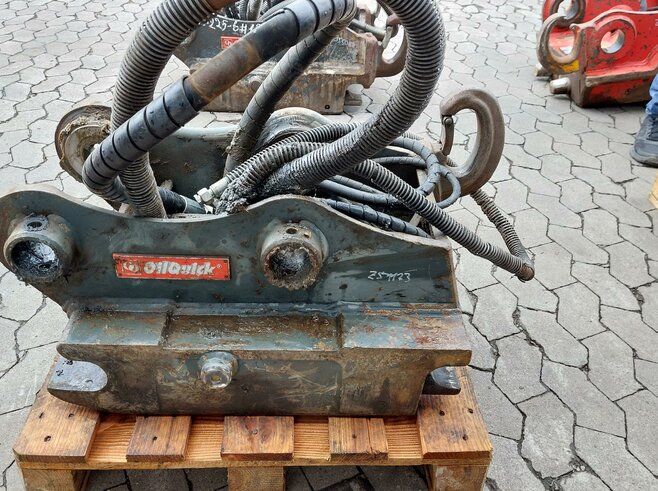 OilQuick Vollhydr. Schnellwechsler OQ70-55