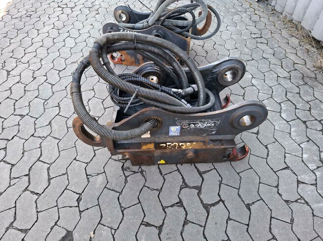 OilQuick Vollhydr. Schnellwechsler OQ70-55