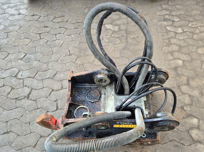 OilQuick Vollhydr. Schnellwechsler OQ70-55