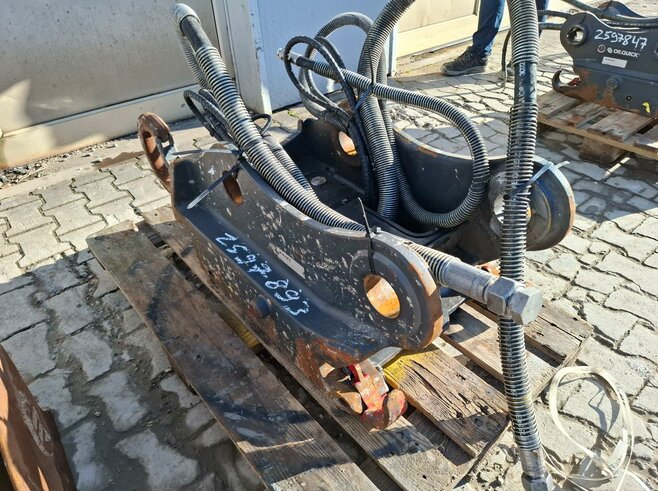 OilQuick Vollhydr. Schnellwechsler OQ70-55