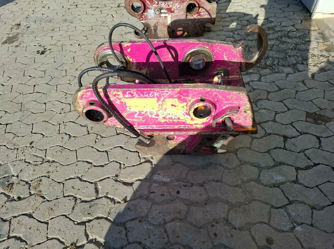 Winkelbauer Hydraulischer Schnellwechsler MC HPK XL