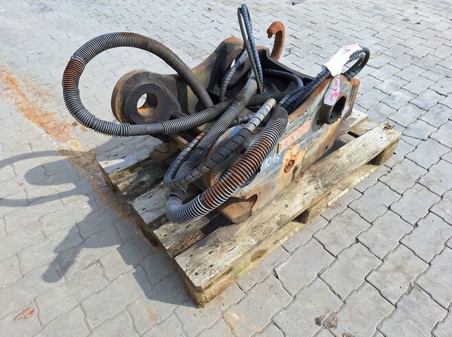 OilQuick Vollhydraulischer Schnellwechsler OQ70-55