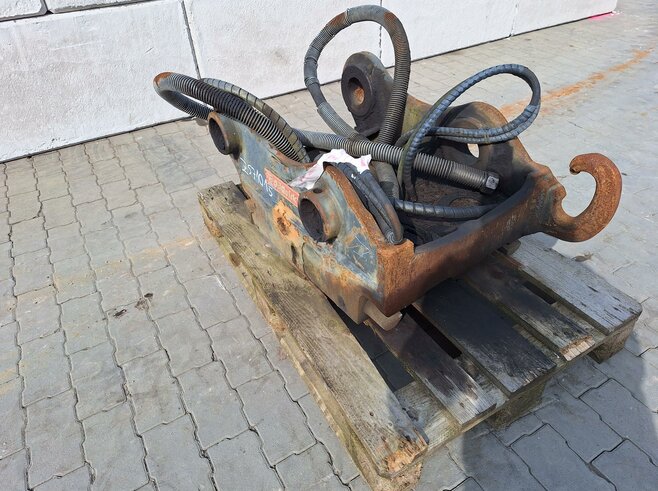 OilQuick Vollhydraulischer Schnellwechsler OQ70-55