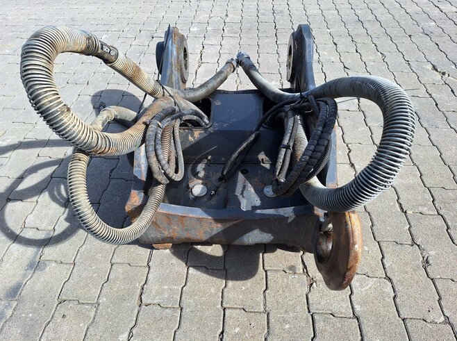 OilQuick  Vollhydraulischer Schnellwechsler OQ70-55
