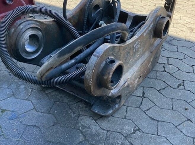 OilQuick Vollhydr. Schnellwechsler OQ80 (25-45t)