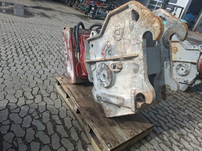 Demarec Komischere Joch MQP25Y