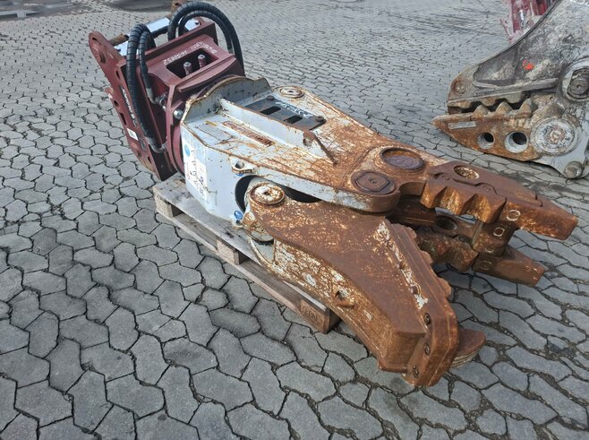 Demarec Betonpulverisierer DLP12