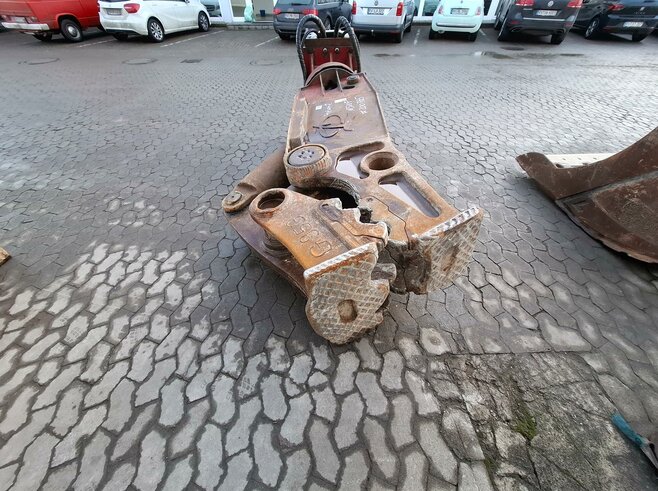 LaBounty Betonpulverisierer MDP 20R