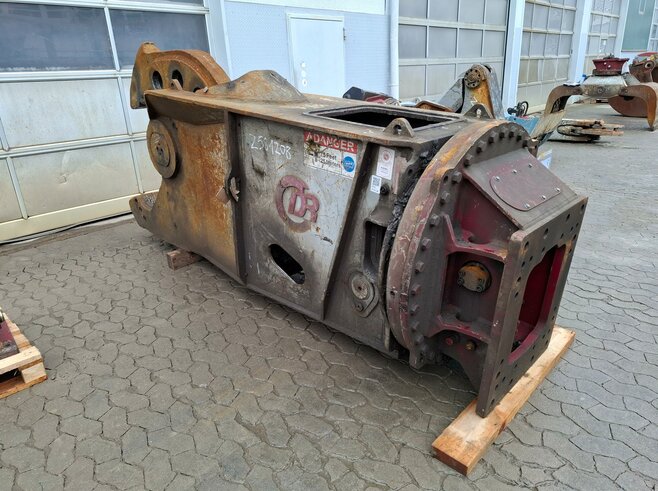 Demarec Schrottschere DXS-60-A