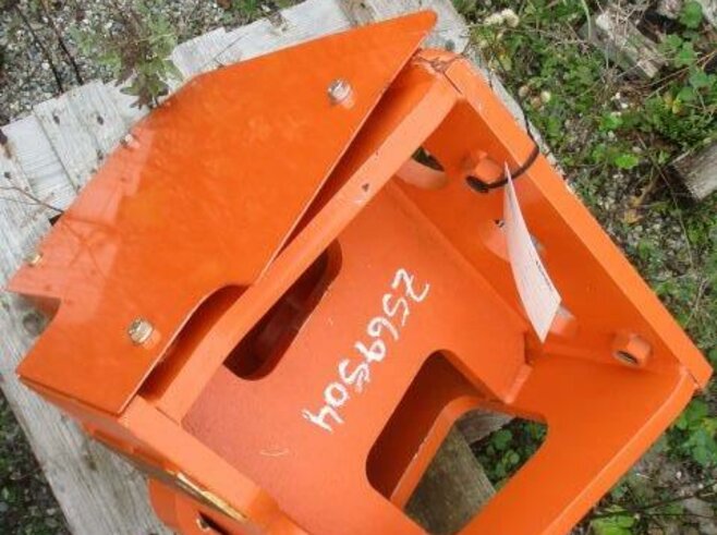 Hitachi Gegengewicht