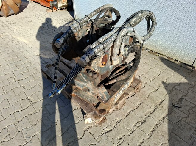 OilQuick Schwenkmotor  GR10 OQ70-55