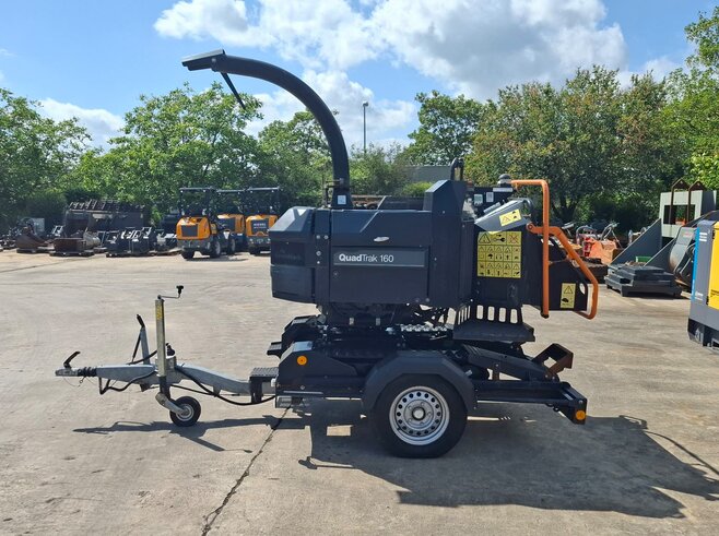 GreenMech Quadtrak Häcksler 160D