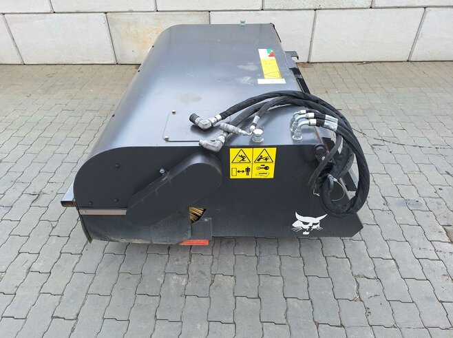 Bobcat Kehrmaschine 185SWB / Mi Sweeper 185