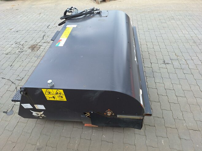 Bobcat Kehrmaschine 185SWB / Mi Sweeper 185
