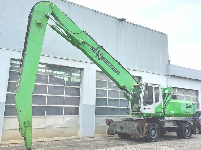 Sennebogen 830