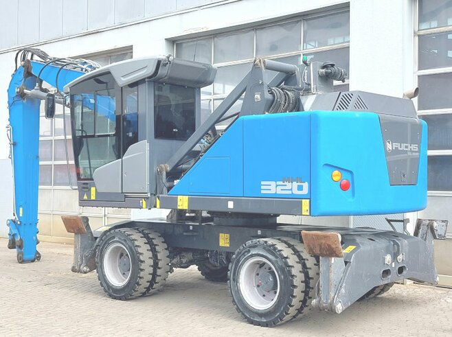 Fuchs MHL320 F